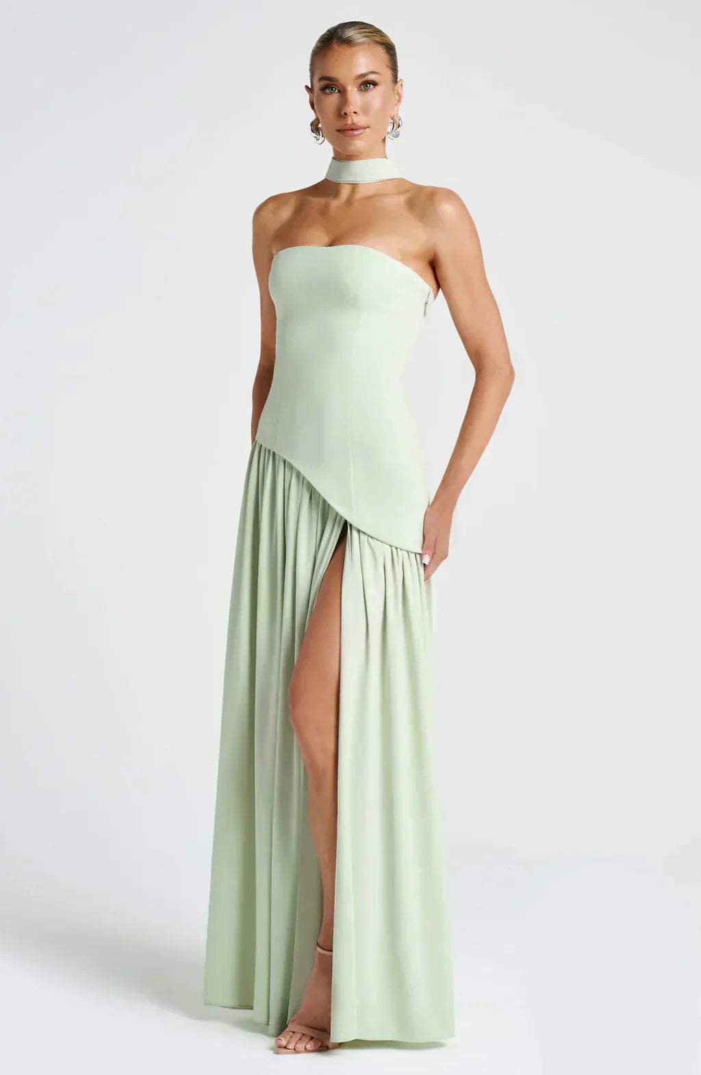 Eva · Vestido largo con corsé y abertura – Silvia Morel