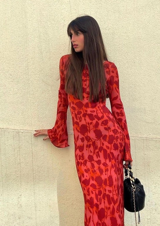 Grana · Vestido rojo ceñido – Silvia Morel