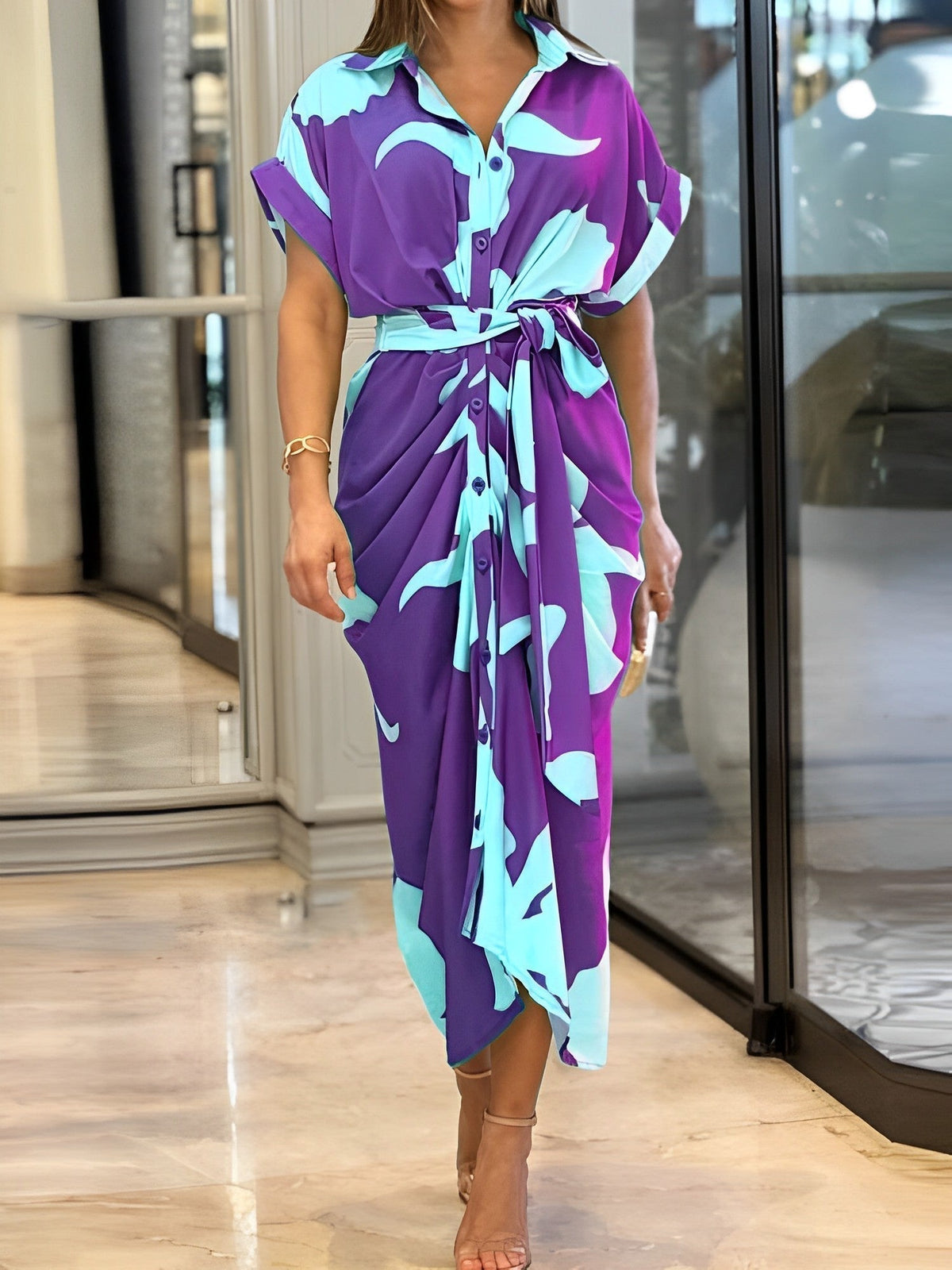 Toscana · Vestido floral con lazo en la cintura – Silvia Morel