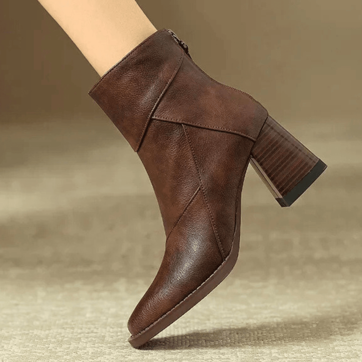 Graciela · Botines de tacón ancho – Silvia Morel